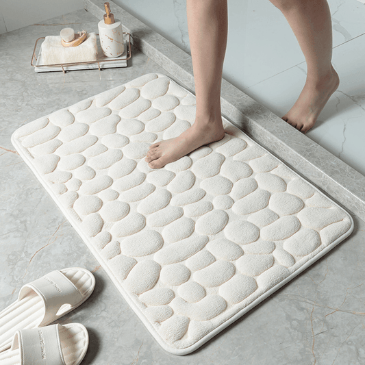 Absorbent bathroom mat